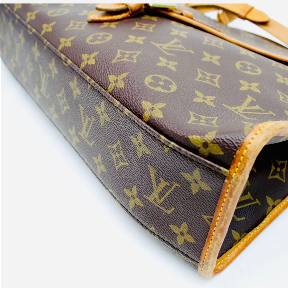 Authentic Louis Vuitton Beverly Business Bag - Picture 9 of 16